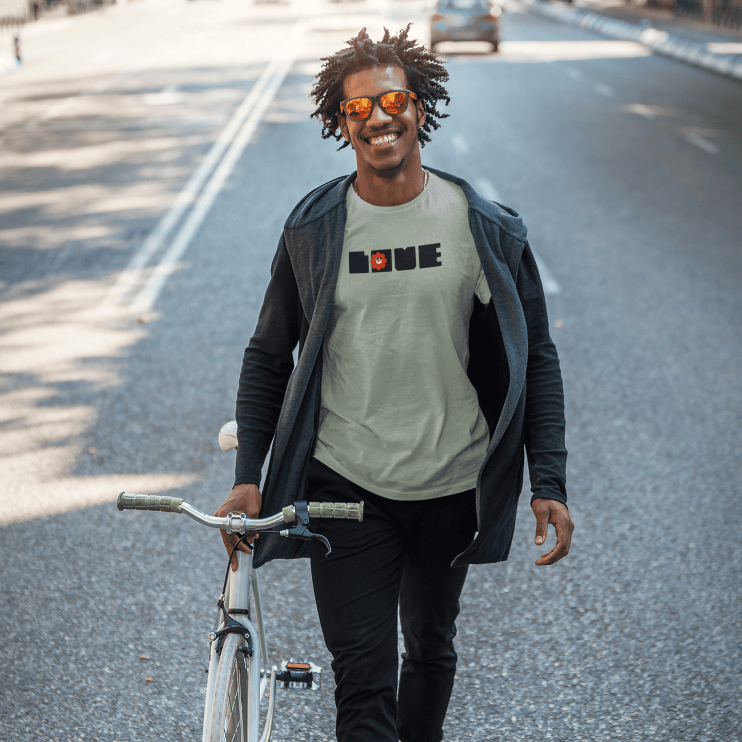 Love Graphic T-shirt